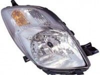 Toyota Yaris 2005-2011 ESITULI ESITULI mudelile TOYOTA YARIS (XP9) HB Markeeri...