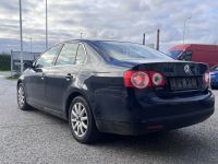 Volkswagen Jetta 2006 - Auto varuosadeks