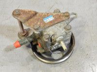 Mazda 626 roolivõimendi pump Varuosa kood: GE4T-32-650C
Kere tüüp: Sedaan
Li...
