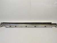 Mercedes-Benz GL / GLS (X166) 2012-2019 Küljekarbi plast, vasak Varuosa kood: A1666900540
Kere tüüp: Maastur