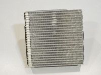 Volkswagen Golf 5 Salongi konditsioneeri radiaator  Varuosa kood: 1K1820103E
Kere tüüp: 5-ust luukp...