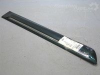 Suzuki Grand Vitara 1998-2005 Tagaukse liist, parem Varuosa kood: 77530-52D00