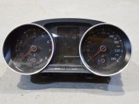 Volkswagen Polo 2009-2017 Armatuuri näidikute plokk (bensiin) / 280 KM/H Varuosa kood: 6C0920746
Kere tüüp: 3-ust luukpä...