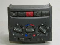 Peugeot Boxer 1993-2006 Jahutuse / soojenduse juhtplokk Varuosa kood: 6451VR , 6554PV
Kere tüüp: Istmet...