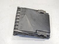 Volkswagen Golf 6 2008-2013 Kaitsmeploki kaas Varuosa kood: 1K0937132F