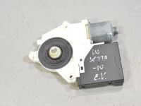 Volkswagen Jetta Esiukse klaasitõstuki mootor, vasak Varuosa kood: 561959701C  Z0S
Kere tüüp: Sedaan...