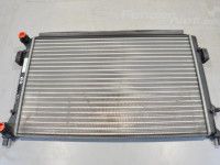 Volkswagen Golf 6 2008-2013 Radiaator, mootorijahutus (1.2 bensiin) Varuosa kood: 1K0121251CL
Lisamärkmed: 1K0121251DL