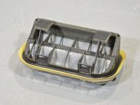 Mercedes-Benz GLK (X204) Tuulutusava plastik Varuosa kood: A2048300442
Kere tüüp: Linnamaast...