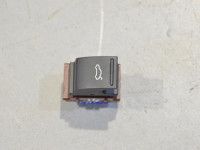Volkswagen Passat (B7) Tagaluugi sulgemise lüliti Varuosa kood: 3AA959831 REH
Kere tüüp: Universa...