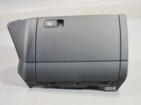 Volkswagen Golf 7 Kindalaeka kaas Varuosa kood: 5G1857114E  82V
Kere tüüp: 5-ust ...