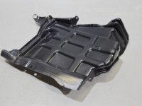 Toyota Avensis (T22) 1997-2003 Põhjaplast, vasak Varuosa kood: 53896-05040
Lisamärkmed: *Uus ori...