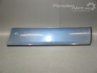 Mercedes-Benz 200 - 500 / E (W124) 1984-1996 Esiukse liist, parem Varuosa kood: 1246901640