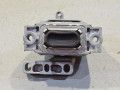 Volkswagen Touran Mootoripadja kinnitus, parem Varuosa kood: 1K0199262CN
Kere tüüp: Mahtuniver...