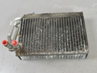 Saab 9-3 Salongi konditsioneeri radiaator  Varuosa kood: 4868279
Kere tüüp: 5-ust luukpära...