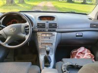 Toyota Avensis (T25) 2004 - Auto varuosadeks