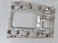 Mercedes-Benz CLK (W208) 1997-2002 Käigukangi katteplast (puit imit.) Varuosa kood: A2086801836