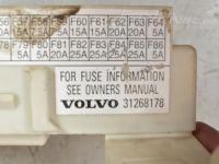 Volvo V50 Kaitsmete plokk / elekt.keskus Varuosa kood: 31327215
Kere tüüp: Universaal
Mo...