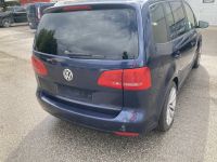 Volkswagen Touran 2012 - Auto varuosadeks