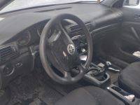 Volkswagen Passat 2001 - Auto varuosadeks
