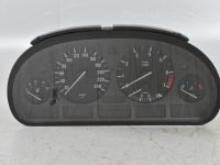 BMW 5 (E39) Armatuuri näidikute plokk (bensiin) Varuosa kood: 62106942225
Kere tüüp: Sedaan
Lis...