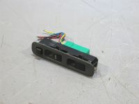 Suzuki Jimny Klaasitõstuki lüliti, vasak (esim.) Varuosa kood: 3799081A10
Kere tüüp: Maastur
Lis...