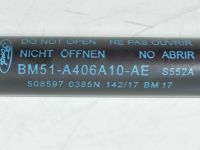 Ford Focus Tagaluugi gaasiamort, parem Varuosa kood: 1747492
Kere tüüp: 5-ust luukpära...